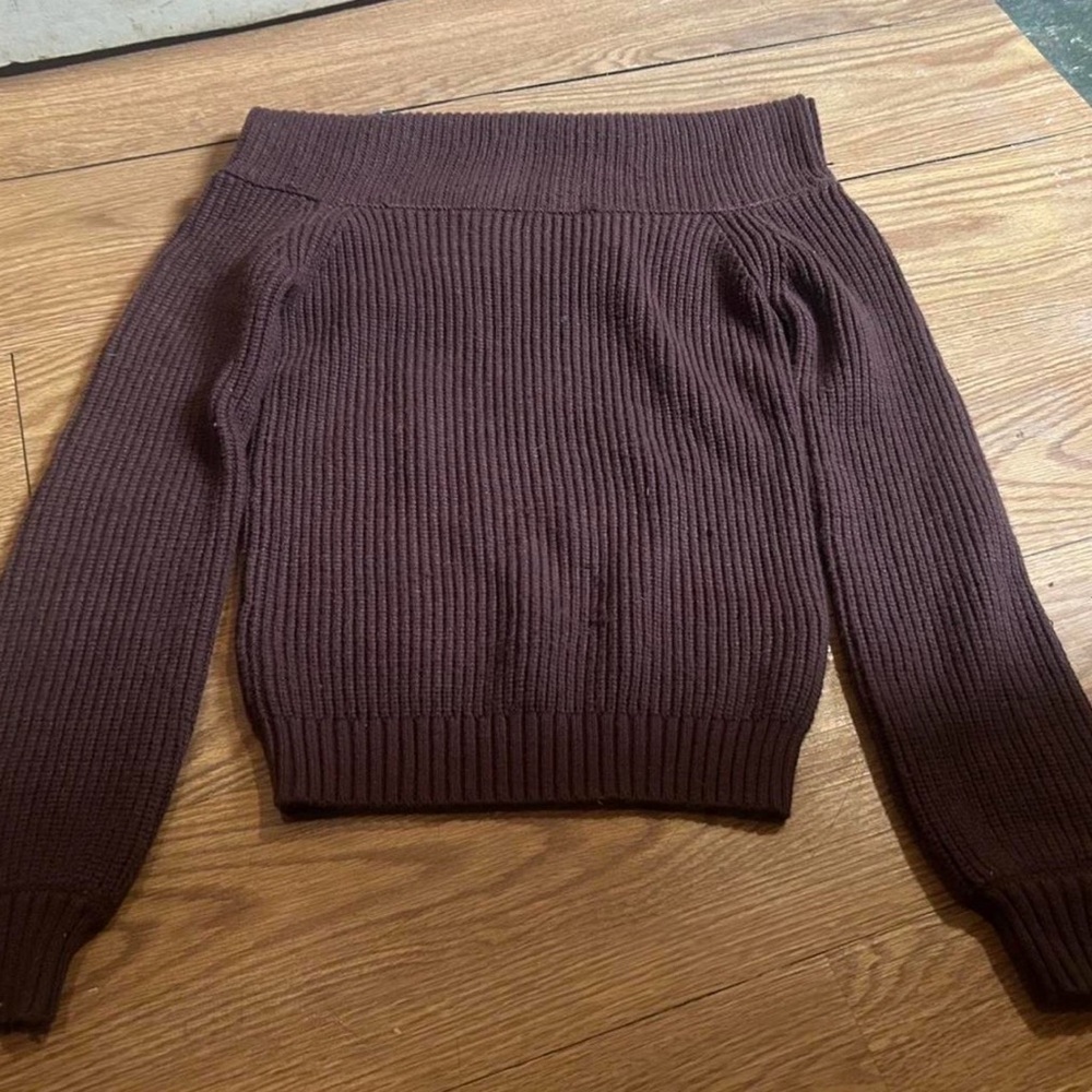 Old Navy Elegant Brown Off-Shoulder Sweater